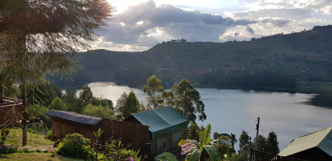 Hawk'S Eye Lodge Bunyonyi Kabale Esterno foto